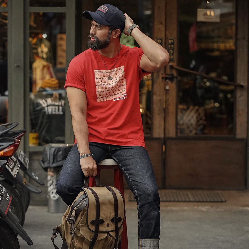 Can't Look Away T-Shirt